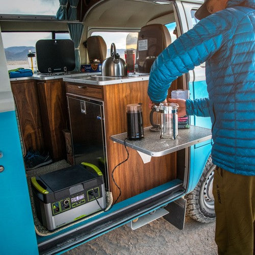 Yeti 1000X + Boulder 100 BC Solar Generator