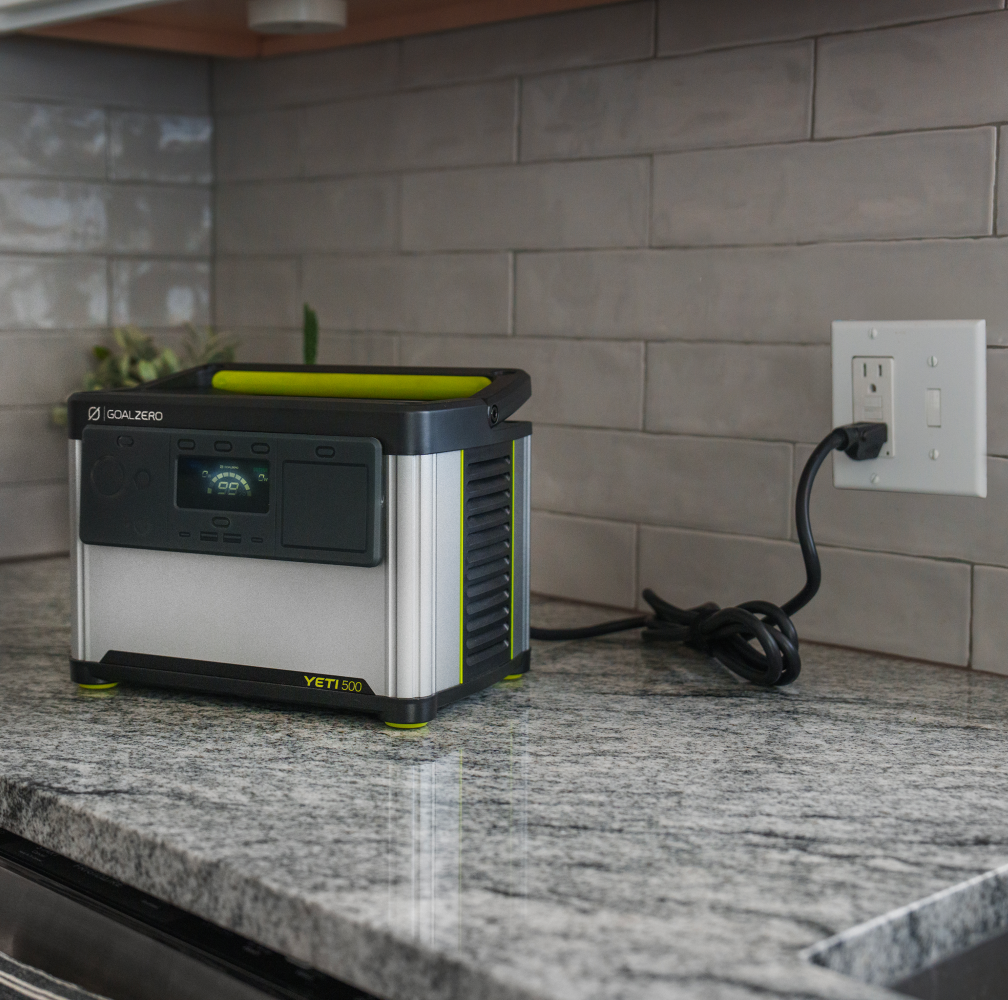 Wall Charging Cable Yeti (6th Gen)