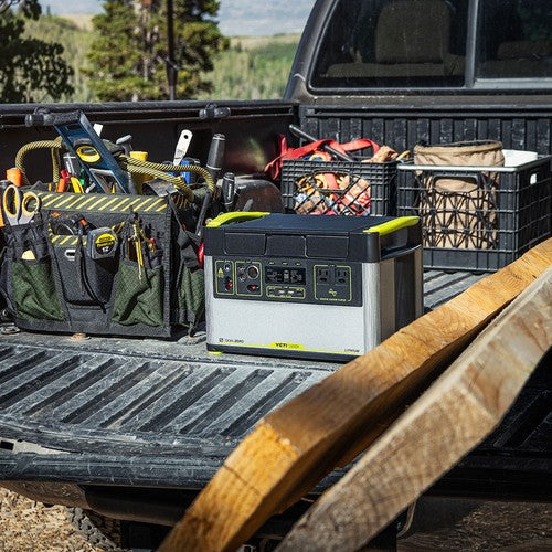 Yeti 1500X + Boulder 200 BC Solar Generator