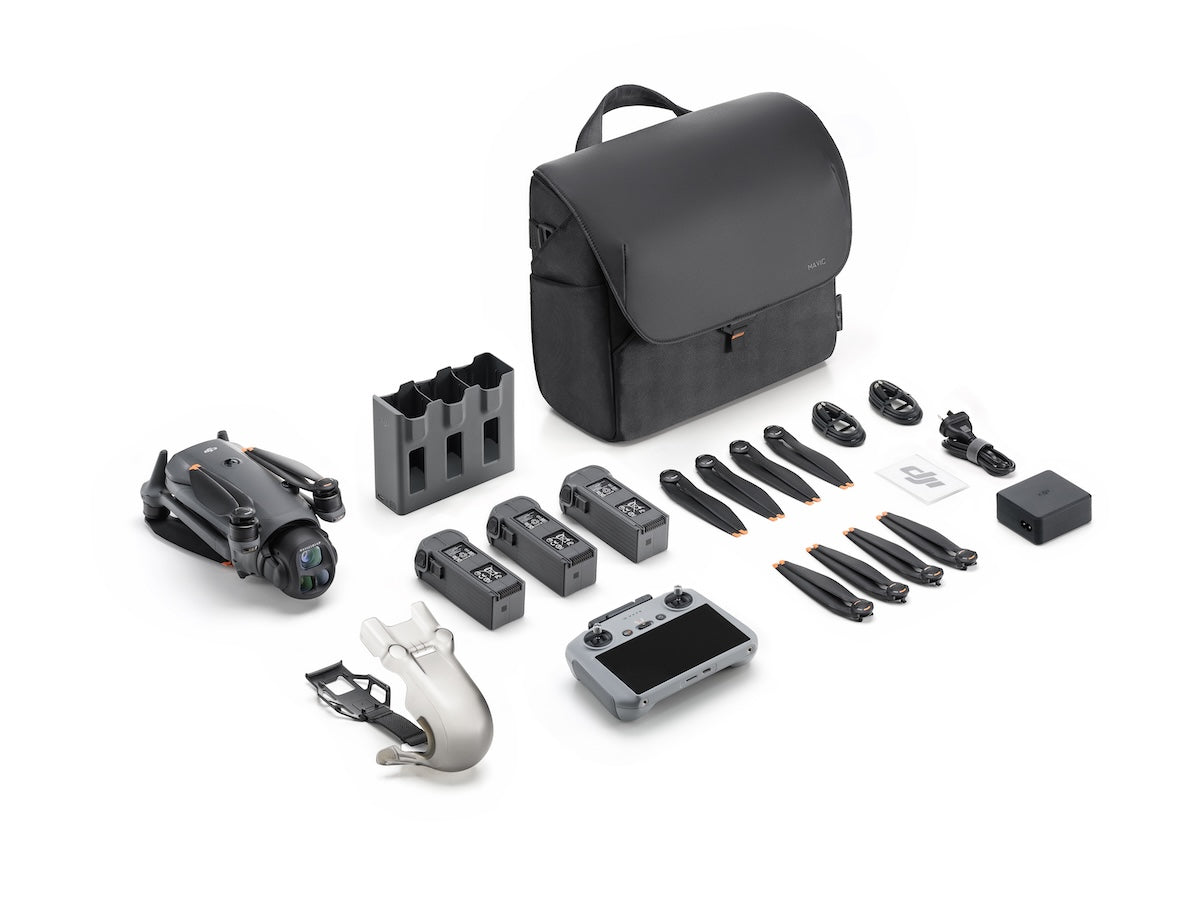 DJI Mavic 4 Pro (Fly More Combo)