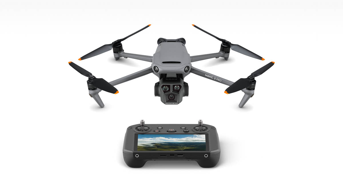 DJI Mavic 3 Pro Series | Flight Time Up-To 43 Minutes | Camera System 4/3 CMOS Hasselblad | Video Transmission Range 15 km